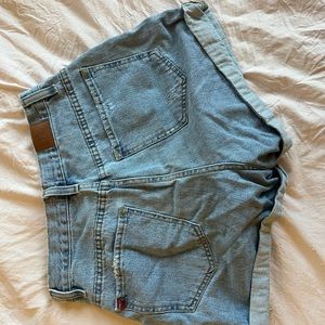 Urban Outfitters BDG Mom High-Rise Shorts Size 27 Cuffed.